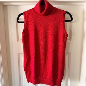 Joseph A metallic red sleeveless turtle neck M